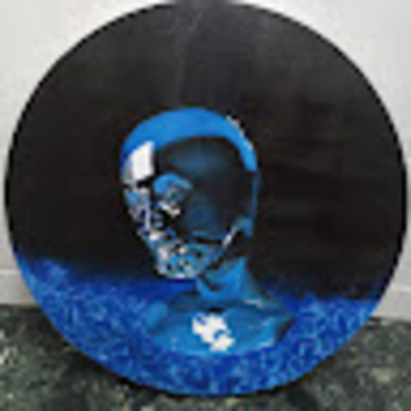 Meet your Posher, Melissa - Picture 1 of 1